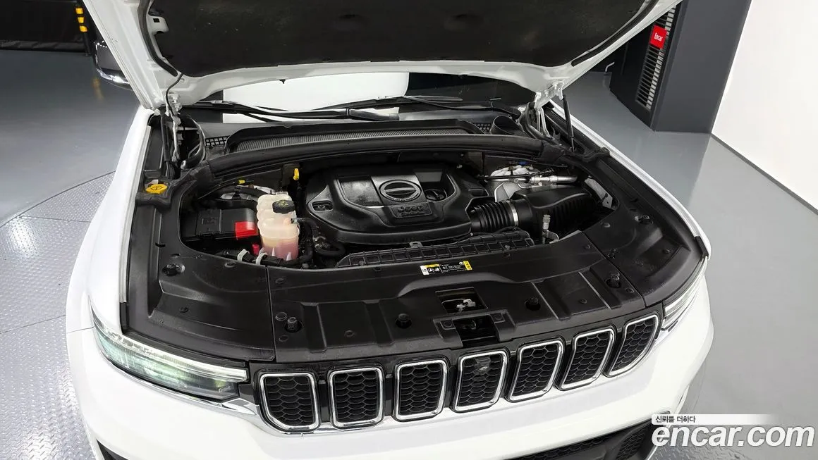 Jeep Cherokee — фото 8