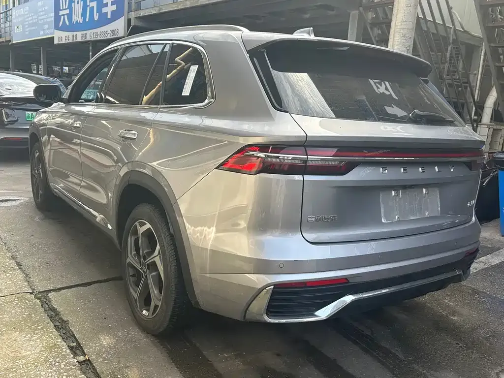Geely Xingyue L — фото 10