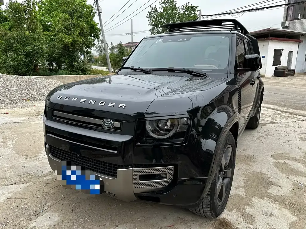 Land Rover Defender — фото 1