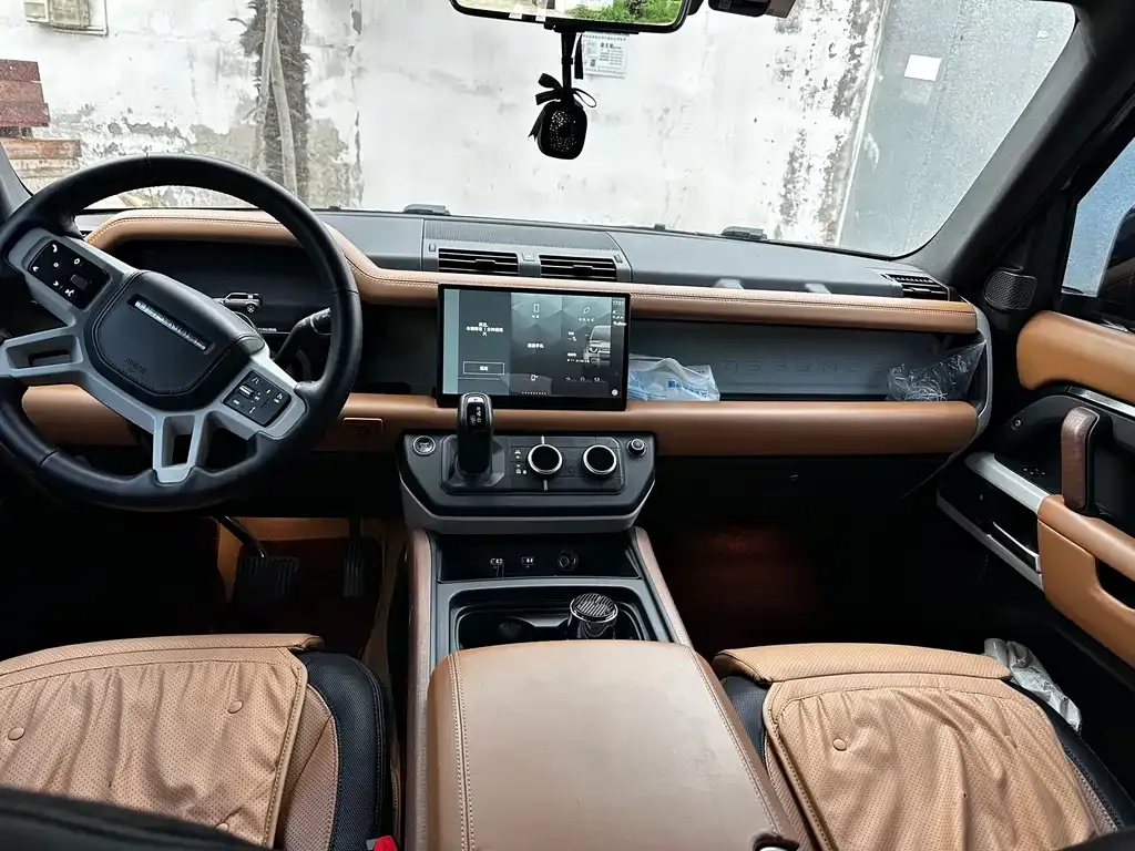 Land Rover Defender — фото 7