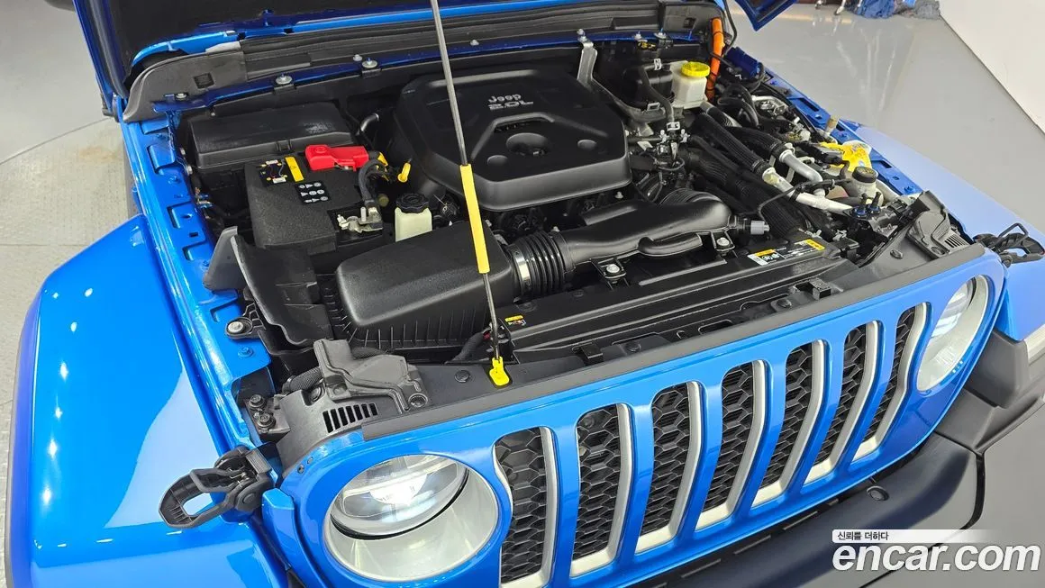 Jeep Wrangler 2022 из KR, фото 10