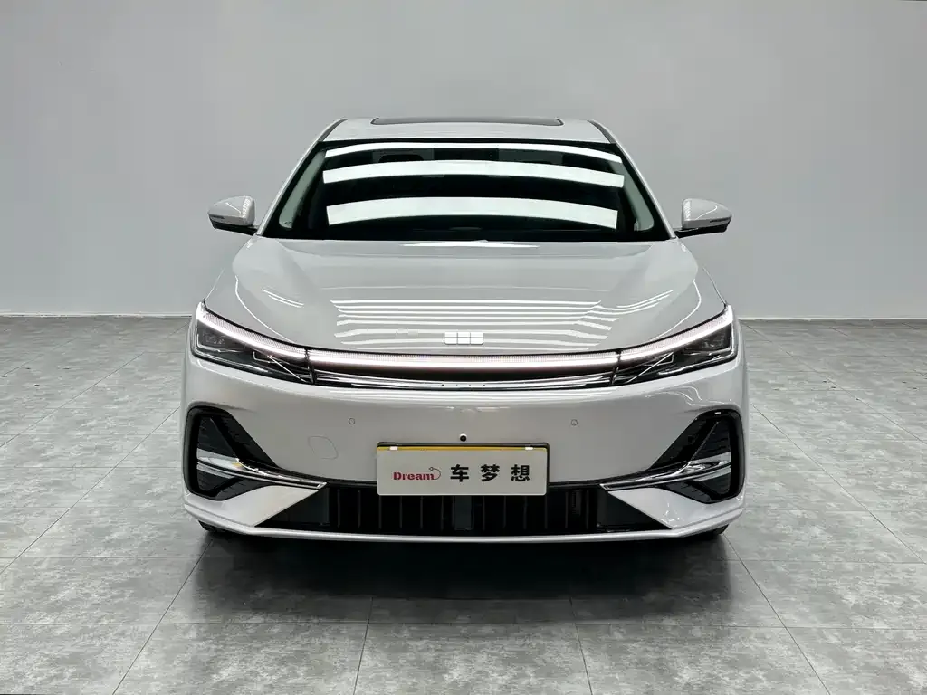 Geely Galaxy A7 — фото 4