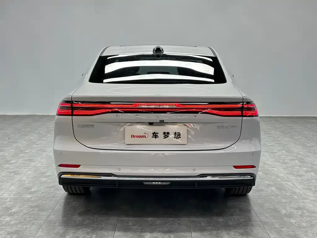 Geely Galaxy A7 — фото 10