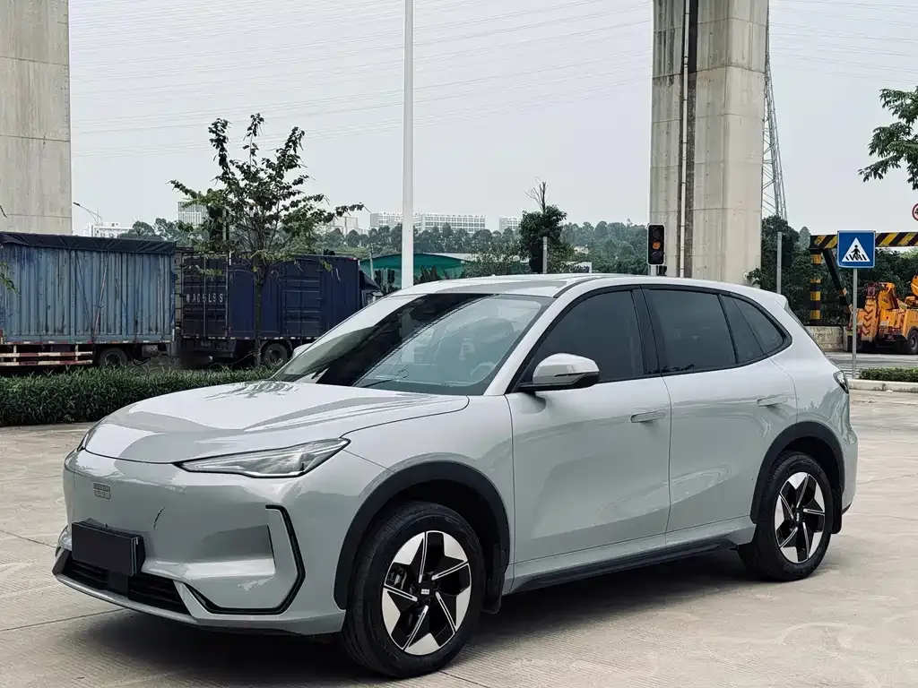 Geely Galaxy E5