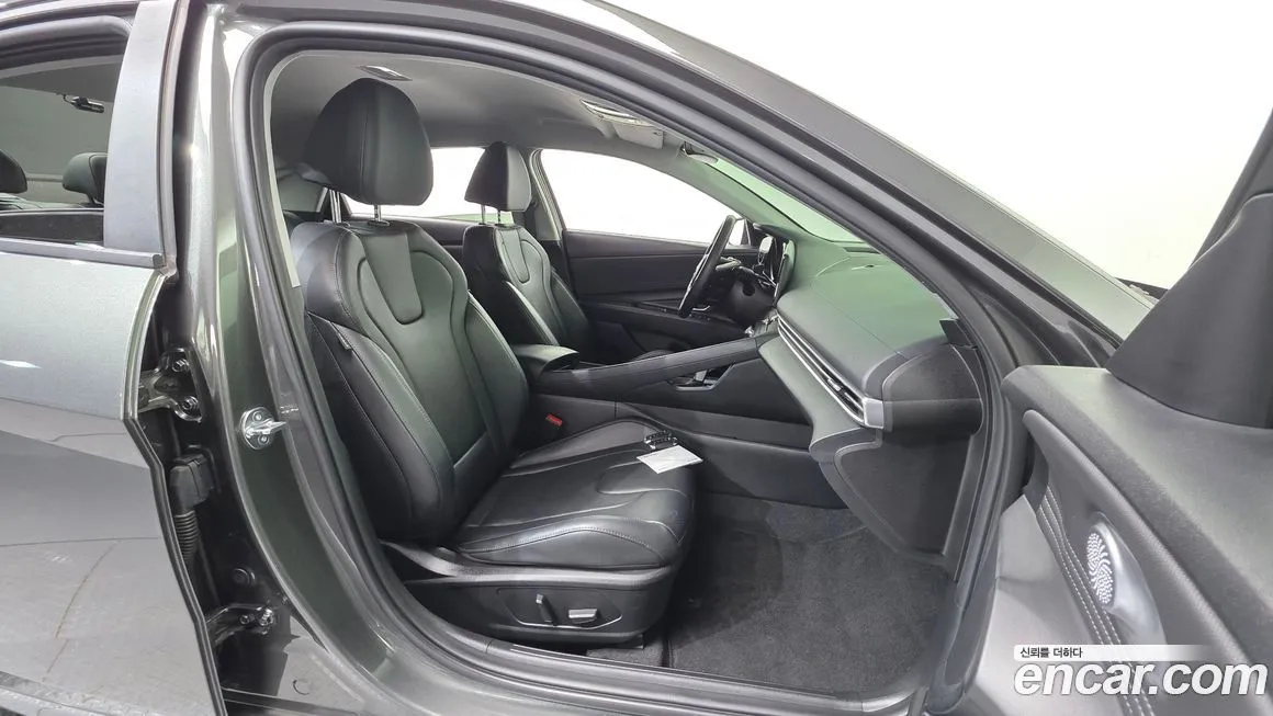 Hyundai AVANTE 2023 из KR, фото 4