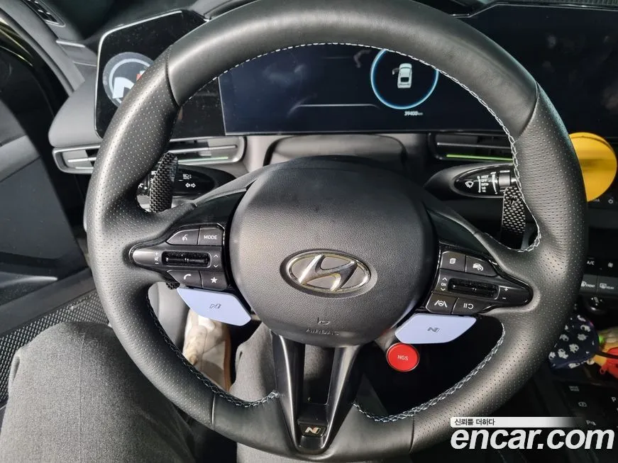 Hyundai AVANTE — фото 3