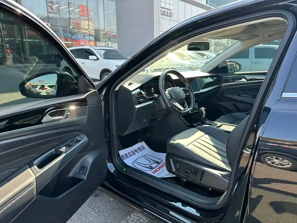 Volkswagen Passat — фото 4