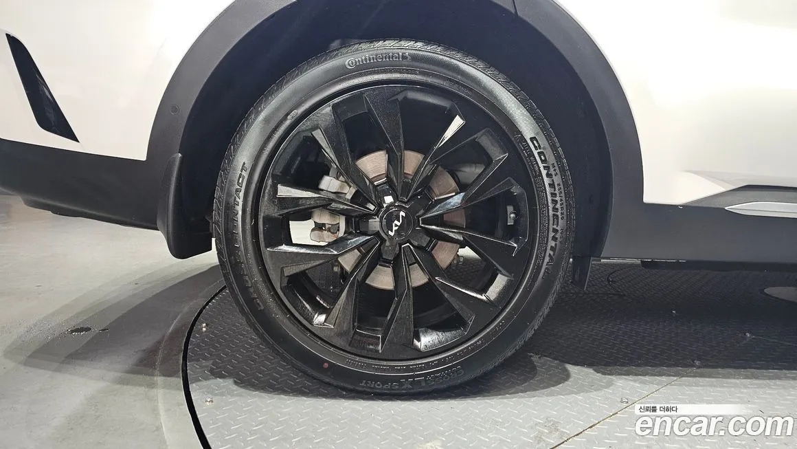 Kia Sorento 2023 из KR, фото 5