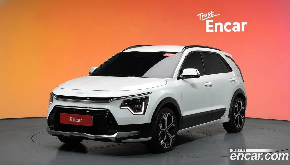 Kia Niro — фото 1