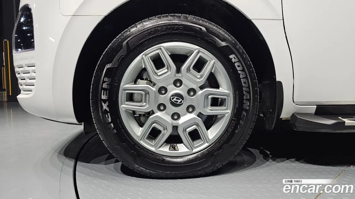Hyundai Staria 2025 из KR, фото 8