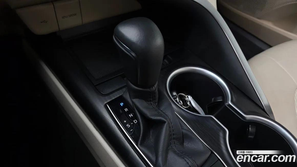 Toyota Camry 2024 из KR, фото 8