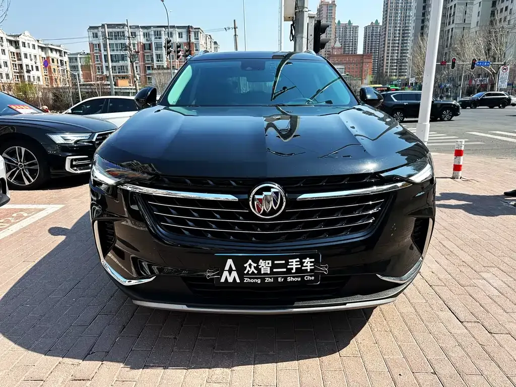 Buick Envision Plus — фото 9