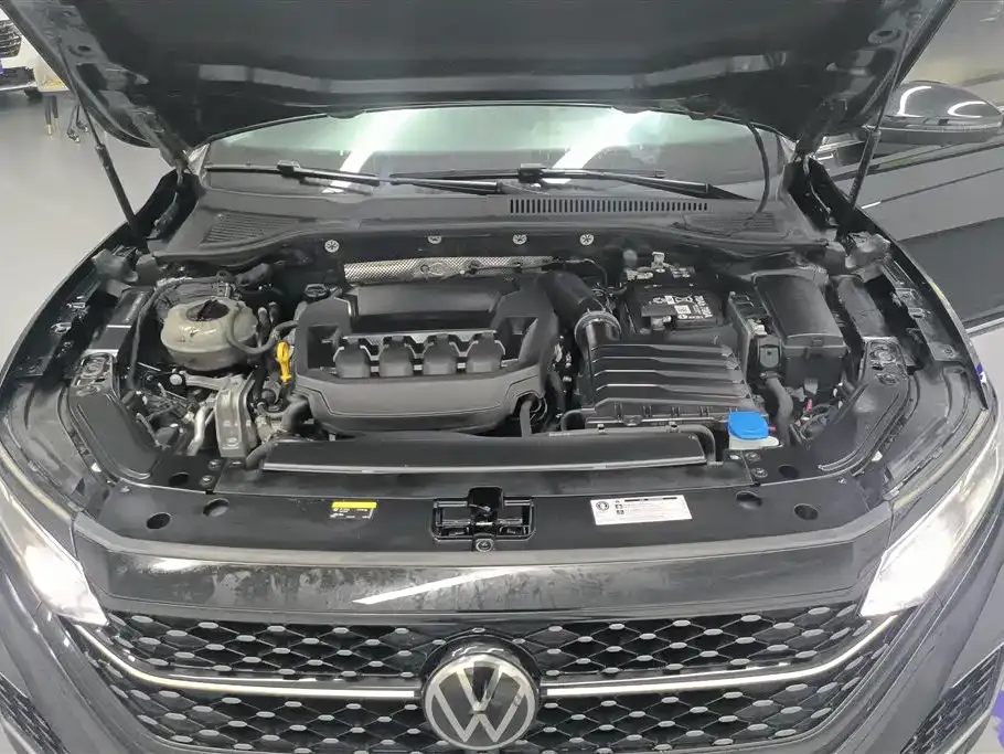 Volkswagen Passat — фото 8