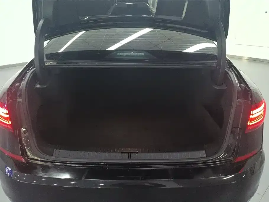 Volkswagen Passat — фото 4