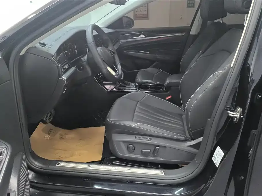 Volkswagen Passat — фото 7