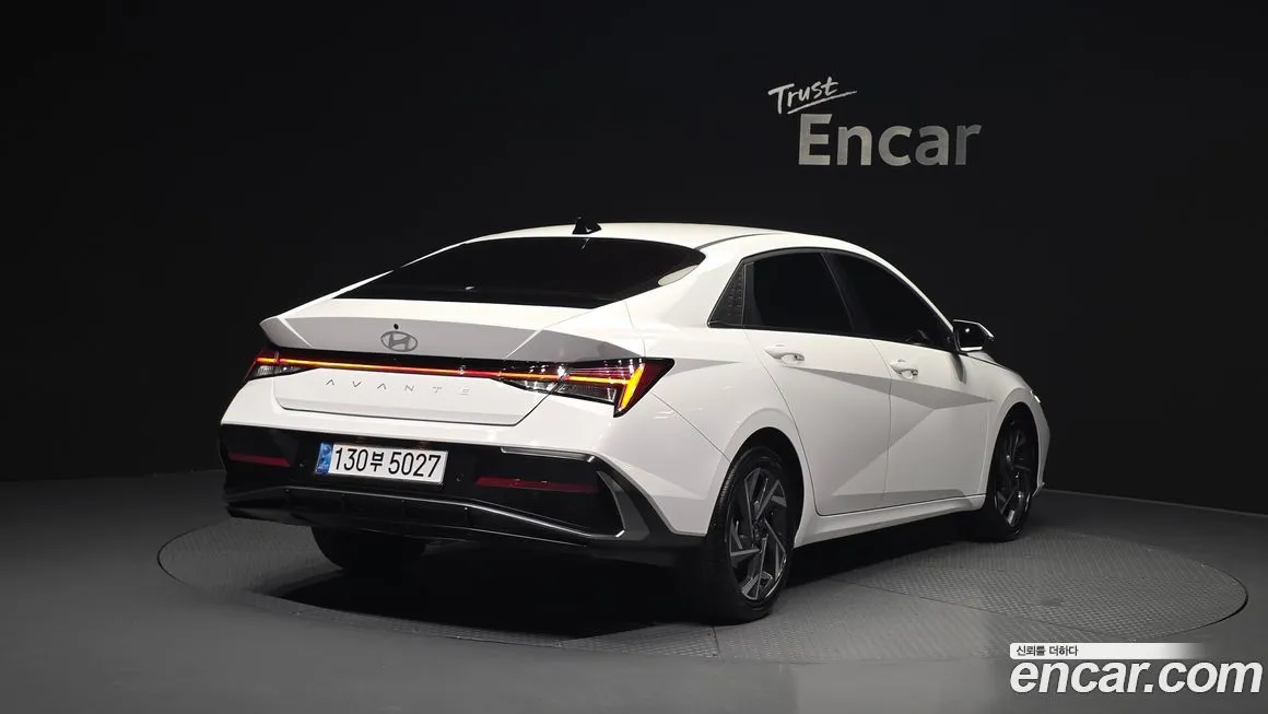 Hyundai AVANTE — фото 3