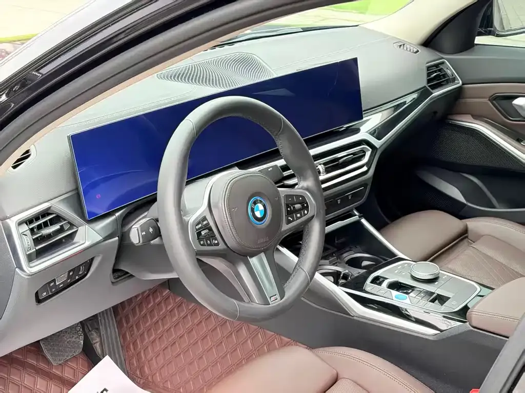 BMW i3 — фото 5