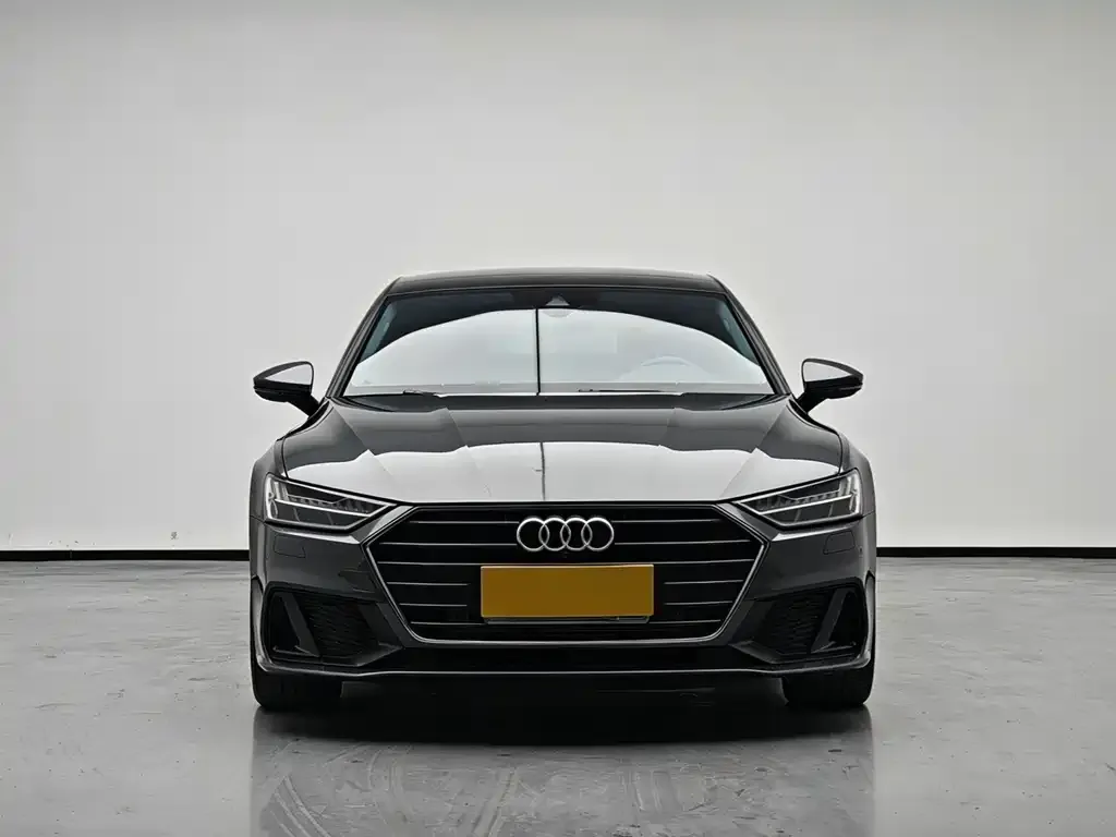 Audi A7 — фото 1