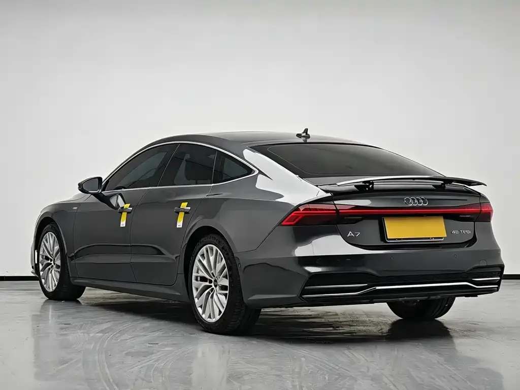 Audi A7 — фото 2