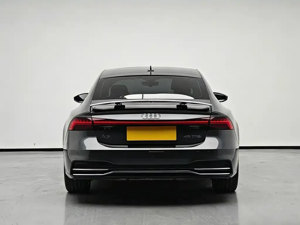 Audi A7 — фото 8