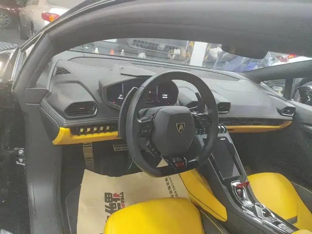 Lamborghini Huracan — фото 8