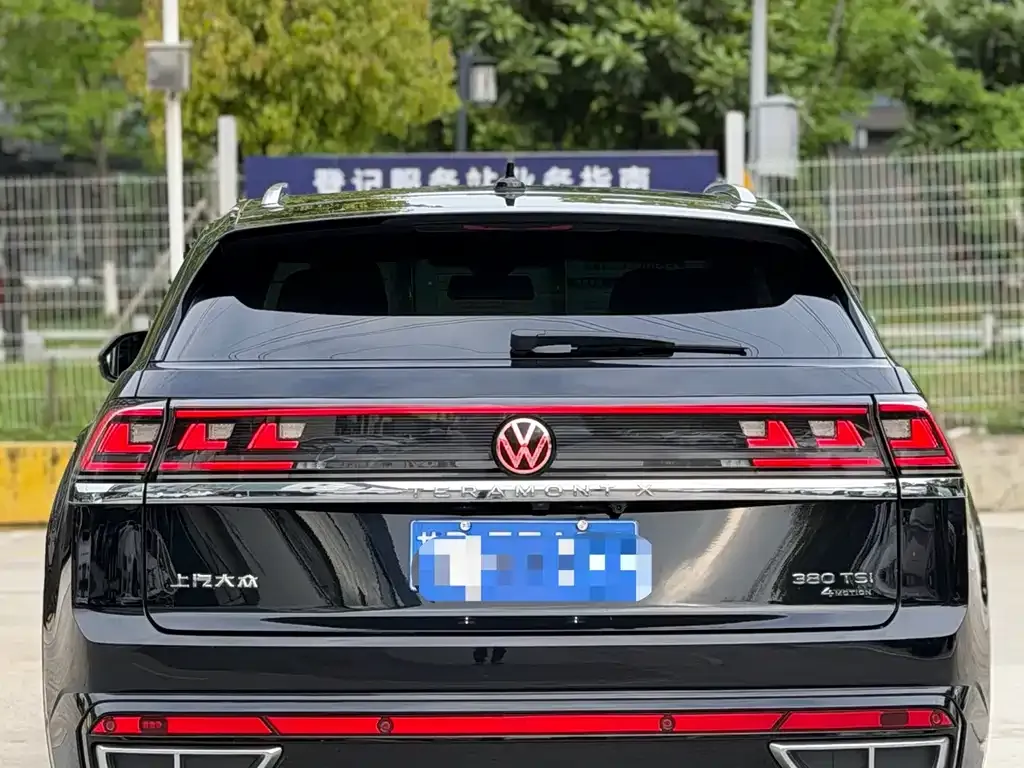 Volkswagen Teramont X — фото 10