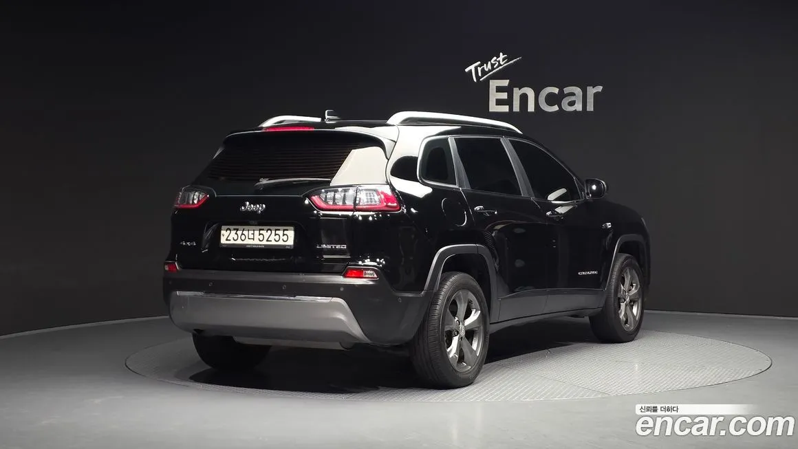 Jeep Cherokee 2021 из KR, фото 4