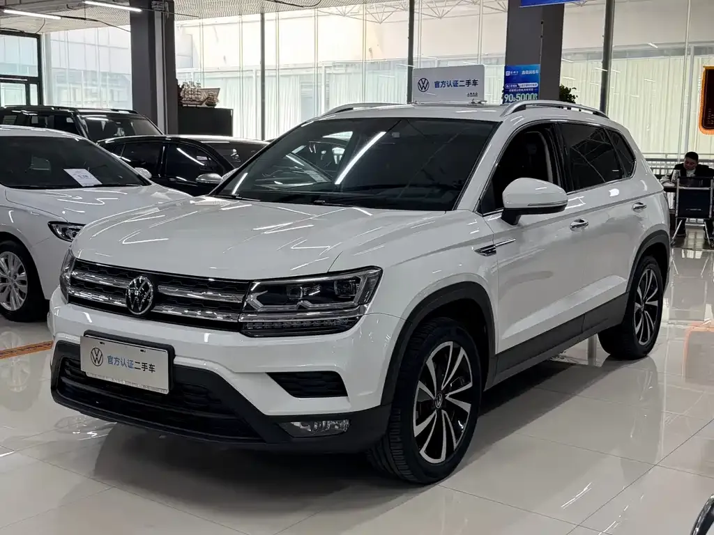 Volkswagen Tharu — фото 1