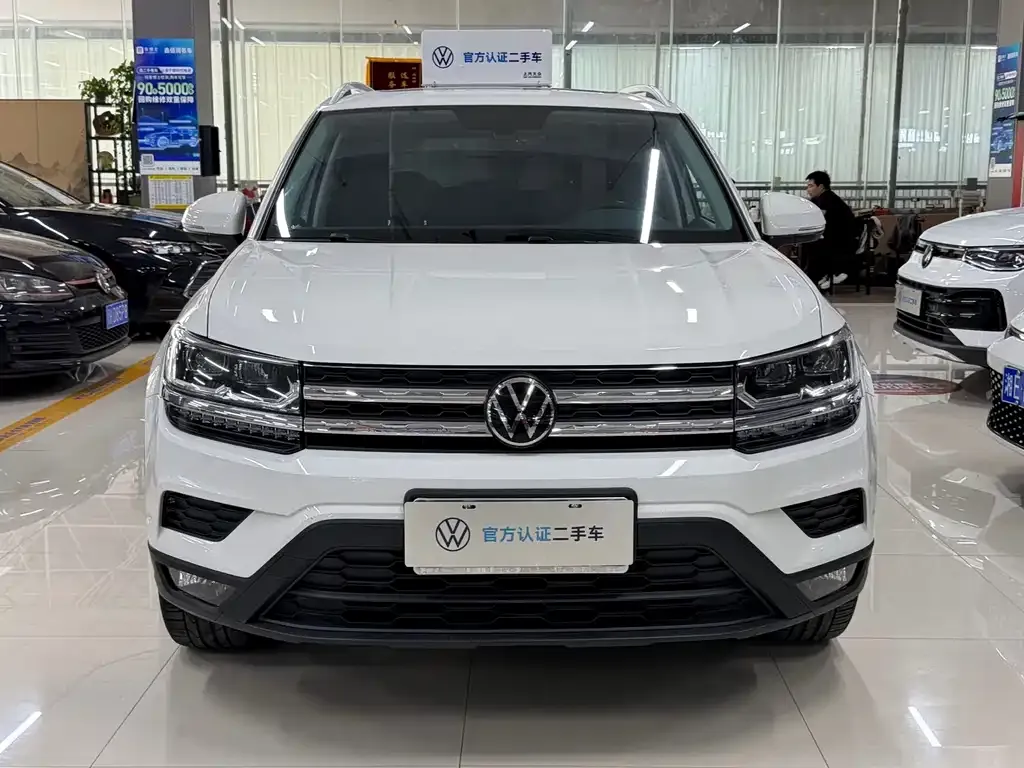 Volkswagen Tharu — фото 9