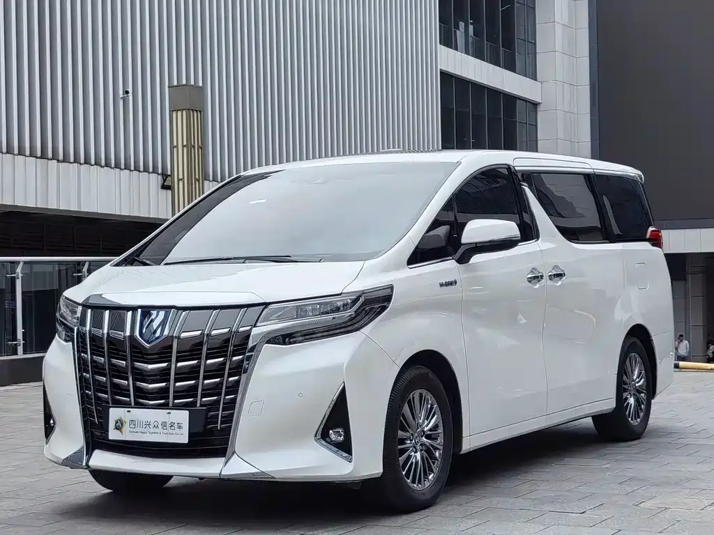 Toyota Alphard — фото 6
