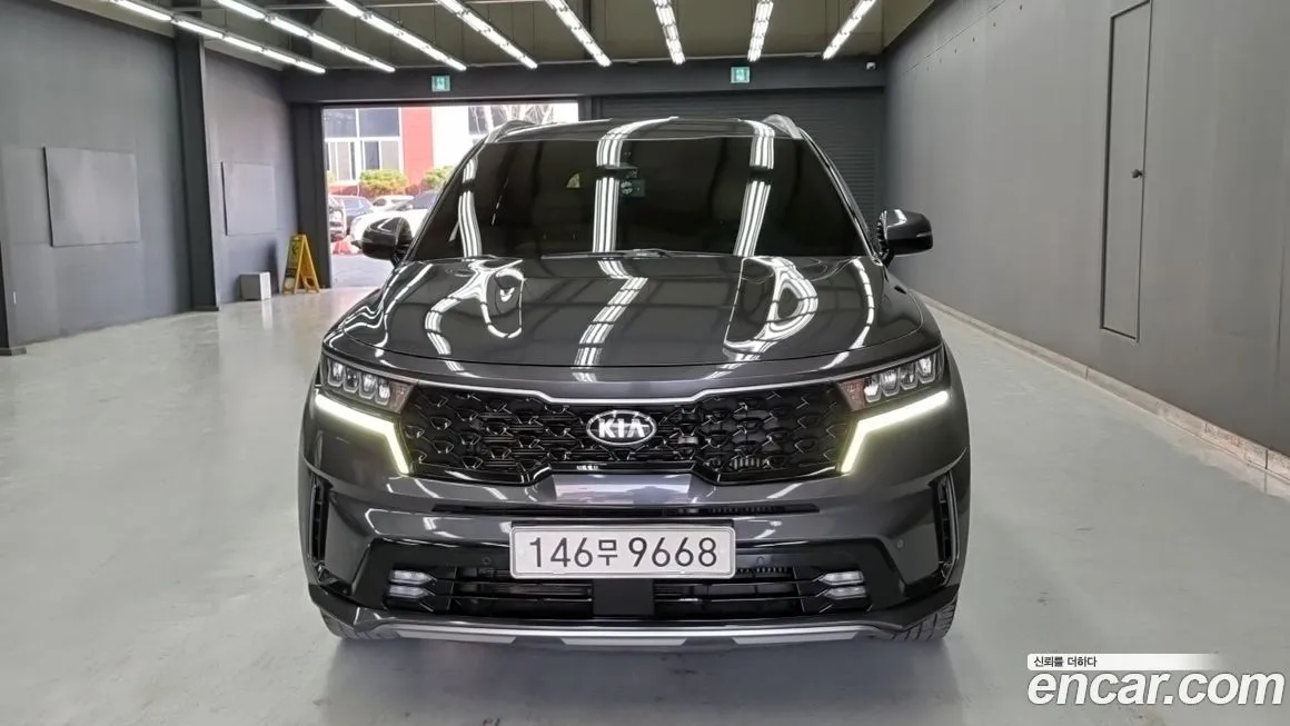 Kia Sorento — фото 3