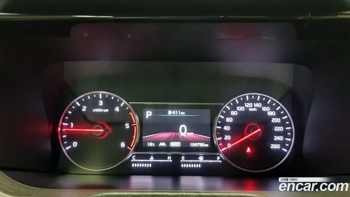 Kia Sorento — фото 5