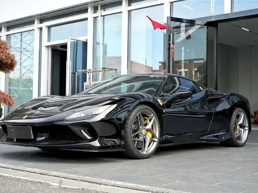 Ferrari F8