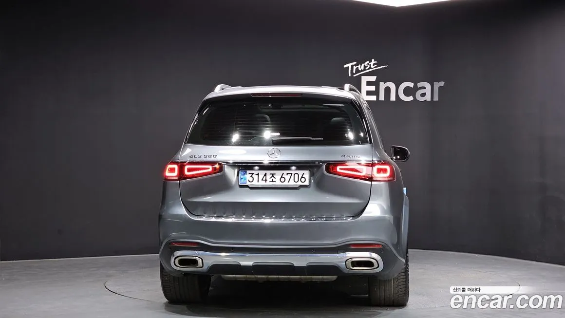 Mercedes-Benz GLS-Class — фото 4
