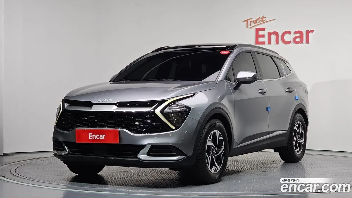 Kia Sportage — фото 1