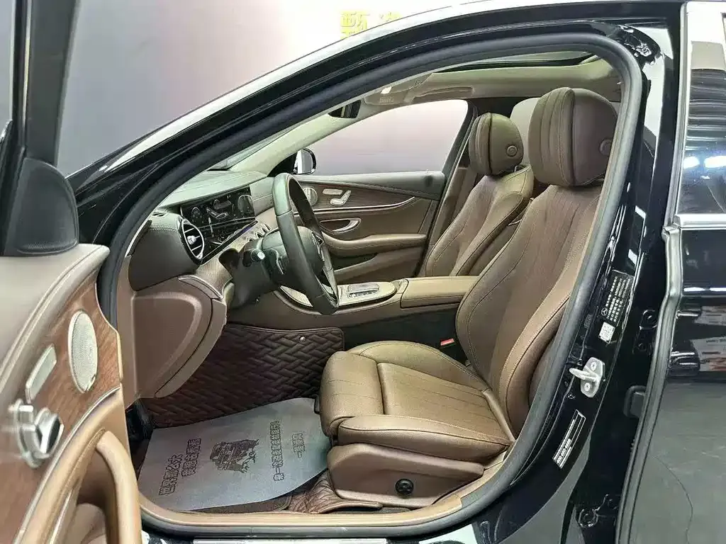 Mercedes-Benz E-Class 2022 из CN, фото 8