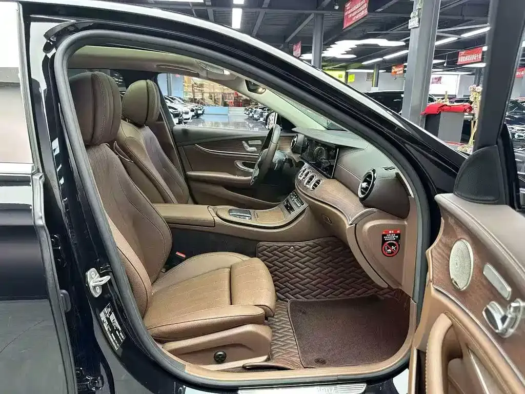 Mercedes-Benz E-Class 2022 из CN, фото 9