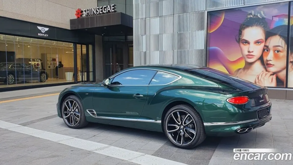 Bentley Continental 2022 из KR, фото 9