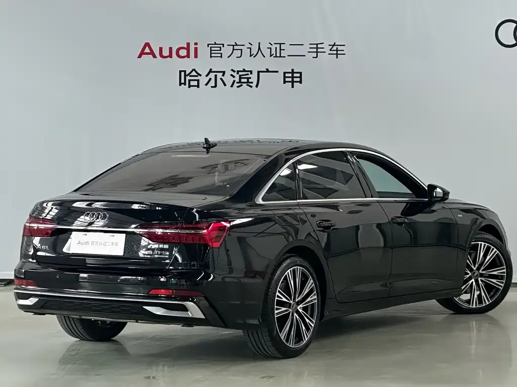 Audi A6L — фото 7