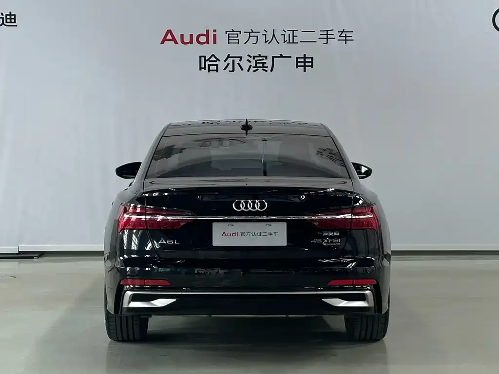 Audi A6L — фото 2