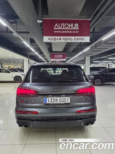 Audi SQ7 2026 из KR, фото 4