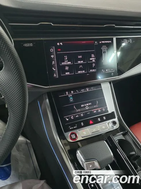 Audi SQ7 2026 из KR, фото 6