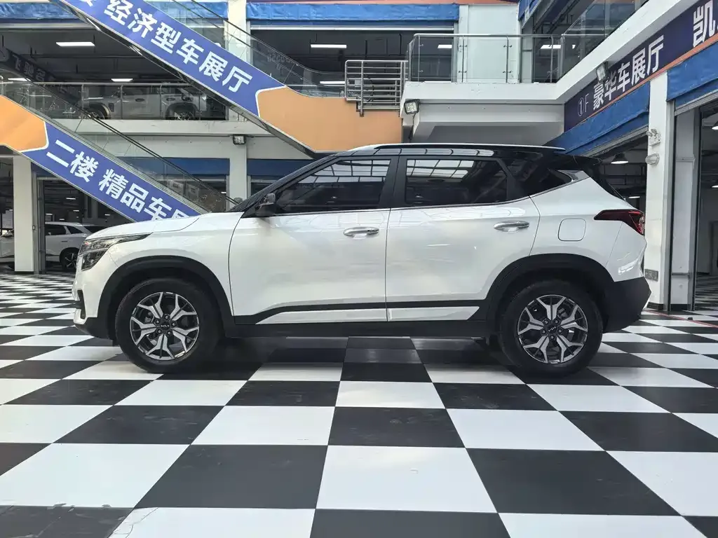 Kia KX3 — фото 8