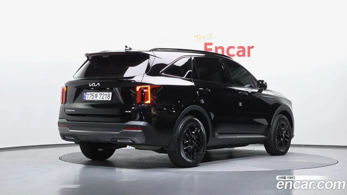 Kia Sorento — фото 3