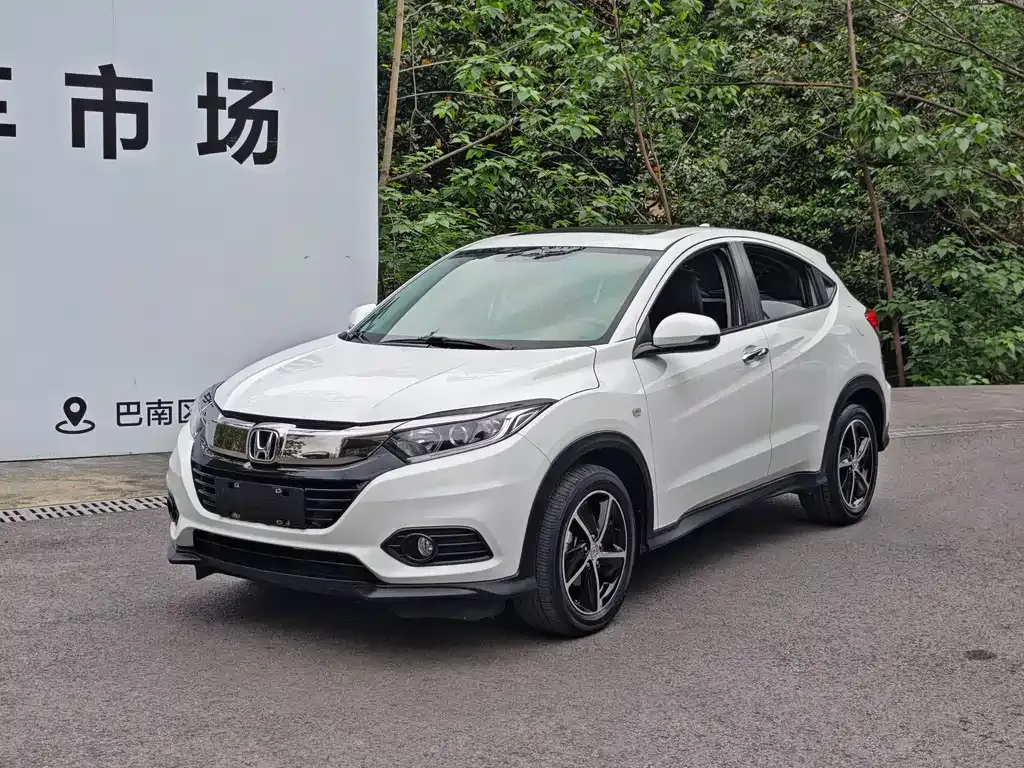 Honda Vezel — фото 1