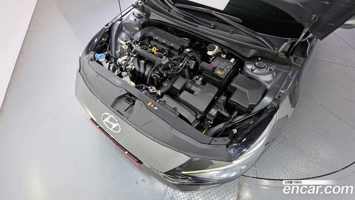 Hyundai AVANTE — фото 10