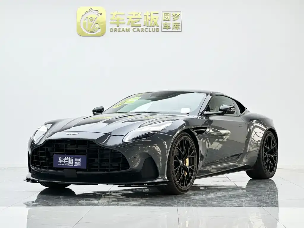 Aston Martin DB12