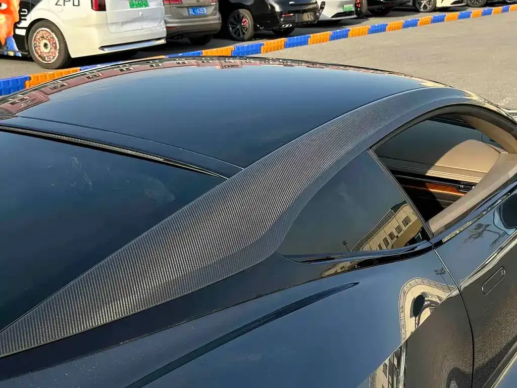 Aston Martin DB12 2026 из CN, фото 10