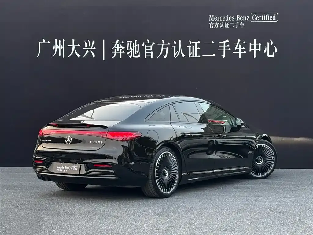 Mercedes-Benz EQS AMG — фото 3