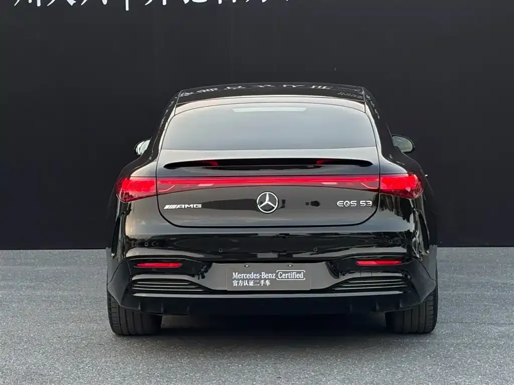 Mercedes-Benz EQS AMG — фото 9